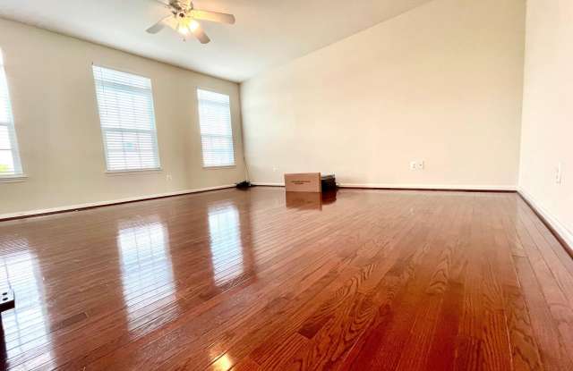 22908 CHESTNUT OAK TERRACE Gallery 4