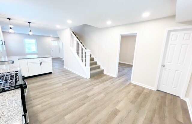 4501 Norwaldo Avenue Gallery 3