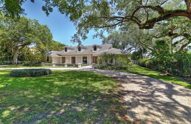3425 Alhambra Cir photos photos