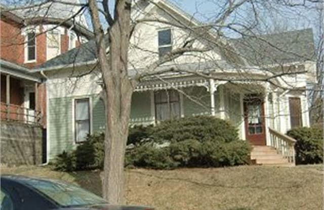 101 W. 7th. Street - Down - 101 West 7th Street, Muscatine, IA 52761