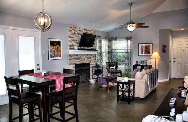298 W Corporate Drive Gallery 4