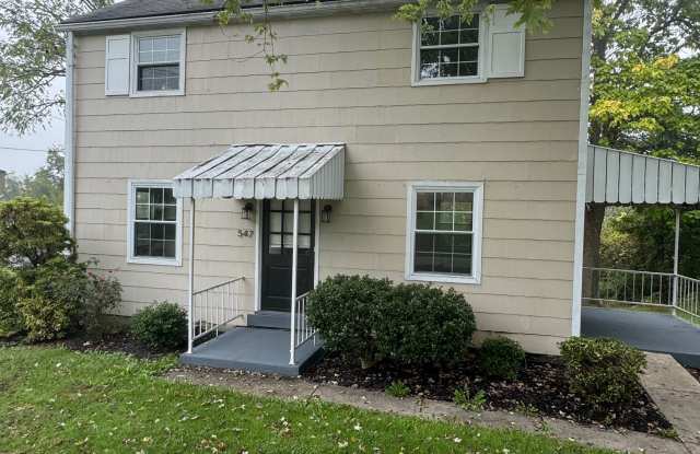 547 Independence Drive - 547 Independence Drive, Clairton, PA 15025
