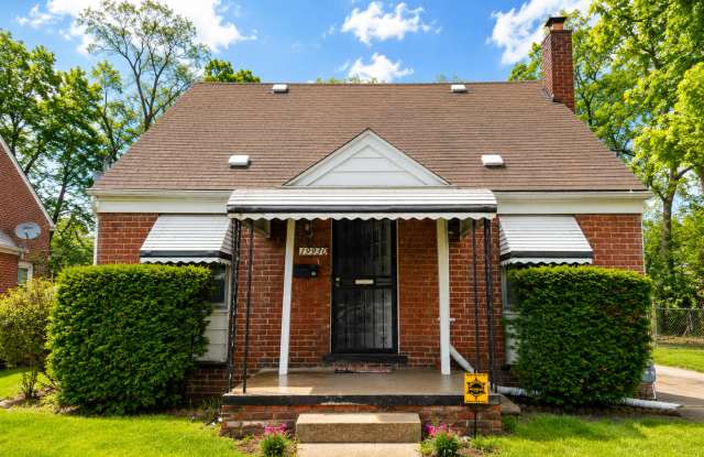 Section 8 Accepted - Beautiful Brick House - Full Finished Basement Gallery 1