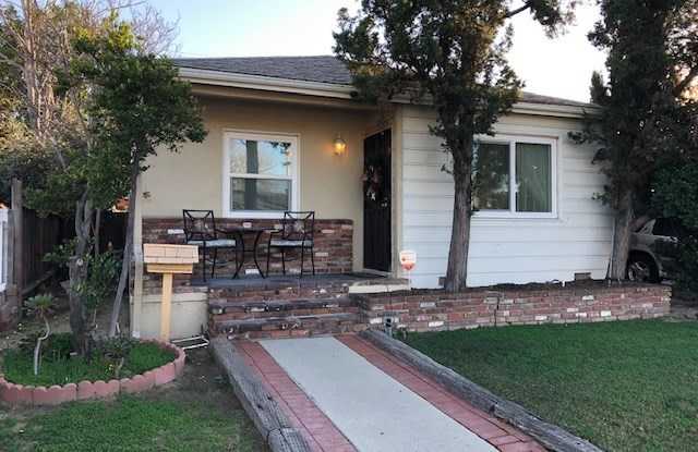 17716 Martha Street Gallery 4