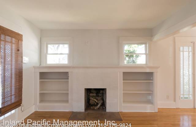 234 Avenue C Gallery 4