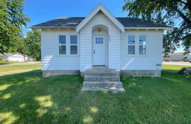Adorable bungalow in Jenison photos photos