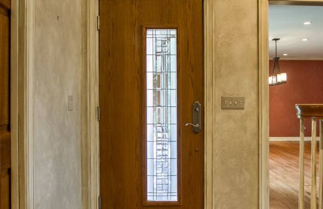8339 Roe Gallery 2