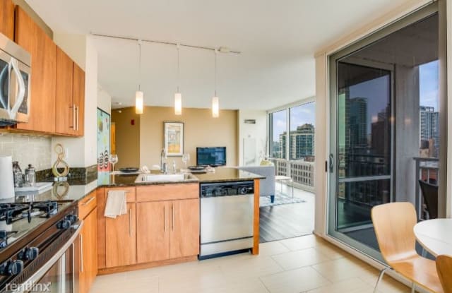668 N Wells St 1308 - 668 North Wells Street, Chicago, IL 60654