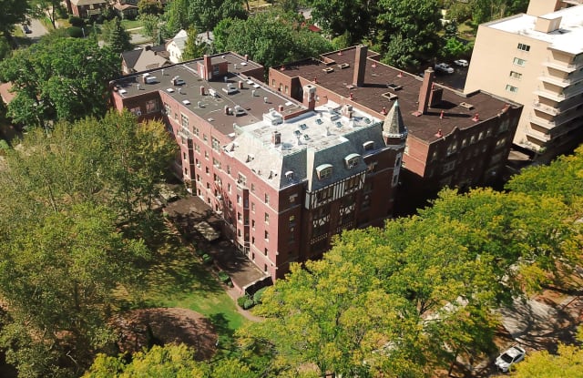 Hampton House Apartments Gallery 3