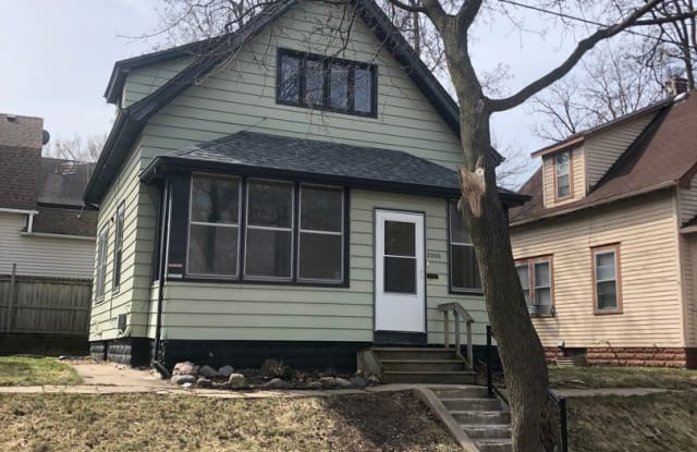 2305 Oak Park Ave N - 2305 North Oak Park Avenue, Minneapolis, MN 55411