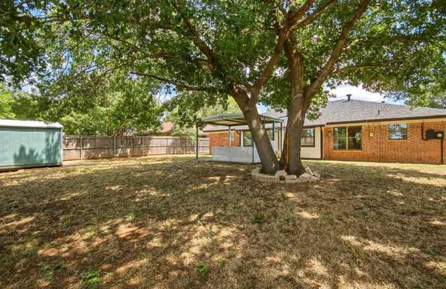 2842 Rex Allen Drive Gallery 3