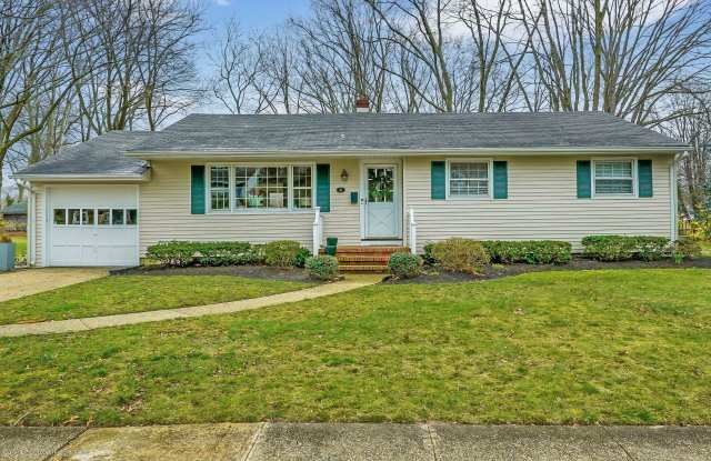 8 Corey Drive - 8 Corey Drive, Oakhurst, NJ 07755
