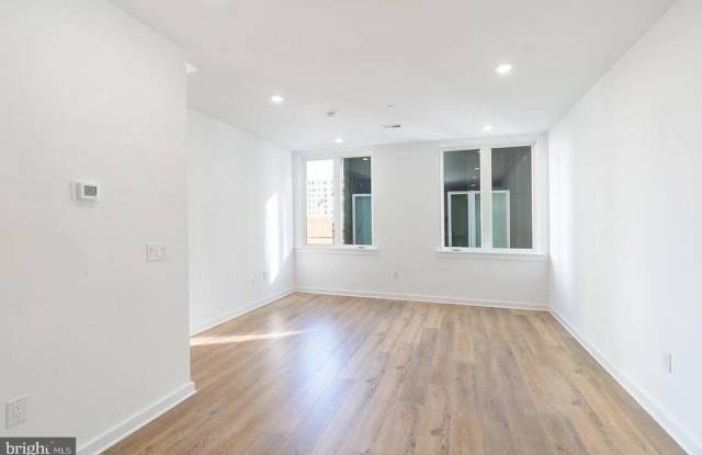 1325 BUTTONWOOD STREET Gallery 4