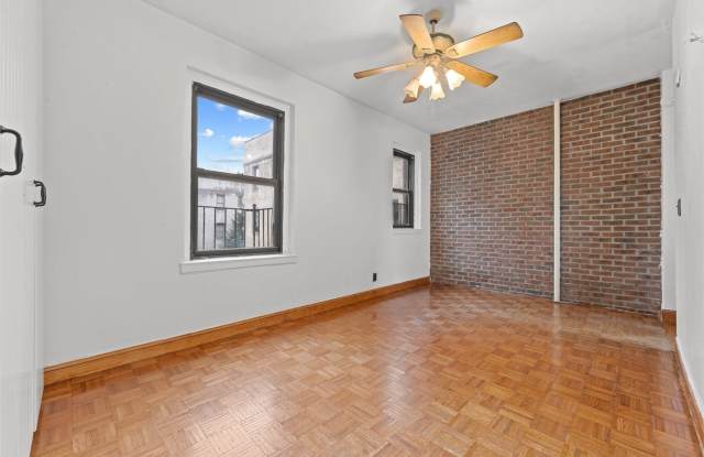 21-38 35th Street Gallery 3