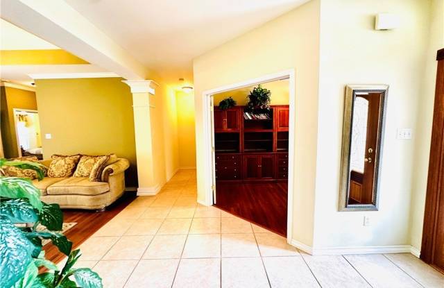 5822 Beauvais Drive Gallery 4