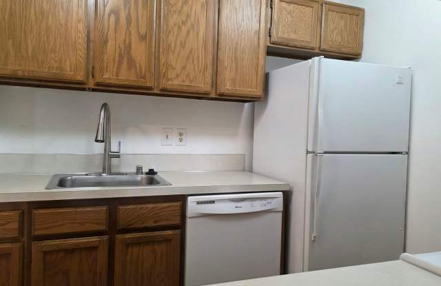 Spacious 1 bedroom 1 bathroom Condo in Downtown Everett! Gallery 4