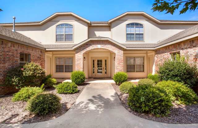 3 bed, 2 bath Condo - ASK ABOUT OUR CASHLESS SECURITY DEPOSIT OPTION. photos photos