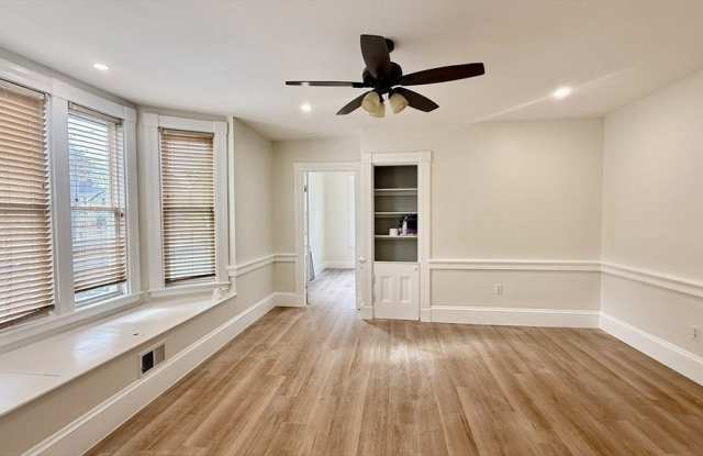 225 Pleasant Street unit: 1 photos photos