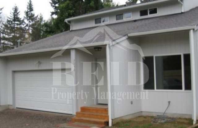 3 Bedroom Tracyton Area Home - 1683 Stanton Way Northwest, Kitsap County, WA 98311