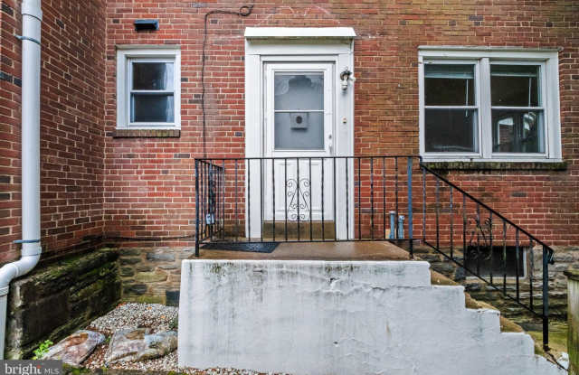 711 MORGAN Avenue Gallery 4