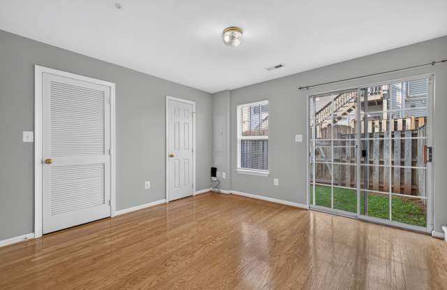 13504 Hamlet Square Court - 1 Gallery 3