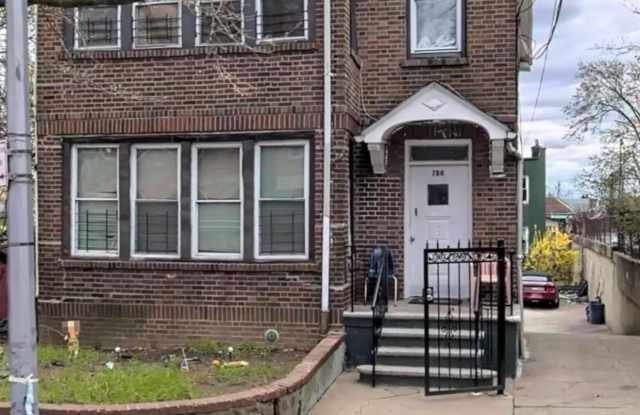 756 E 232nd Street photos photos