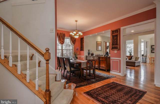 7806 FOX GATE COURT photos photos
