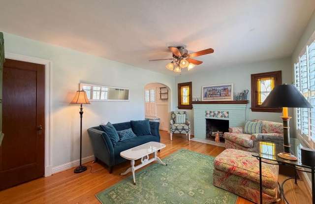 2601 Rockford Avenue Gallery 2