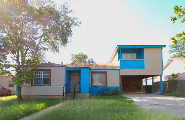 Check out this Renovated 4 Bedroom photos photos
