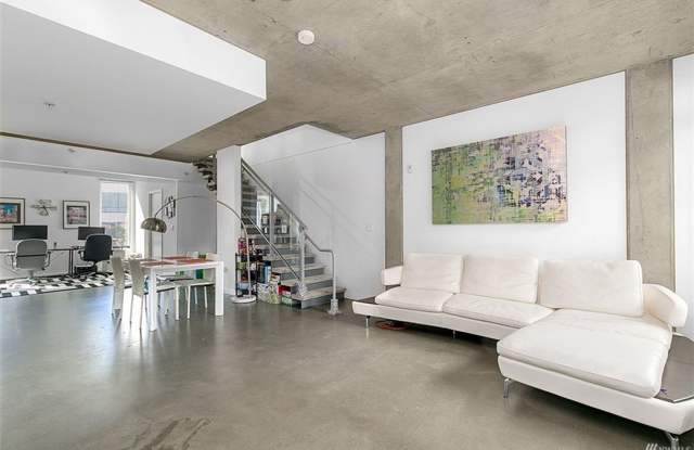 Spacious Seattle Condo For Rent - 2 BR / 1.5 bath - South Lake Union - 501 Roy Street, Seattle, WA 98109