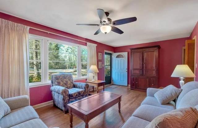 2361 Wakita Ct Se photos photos