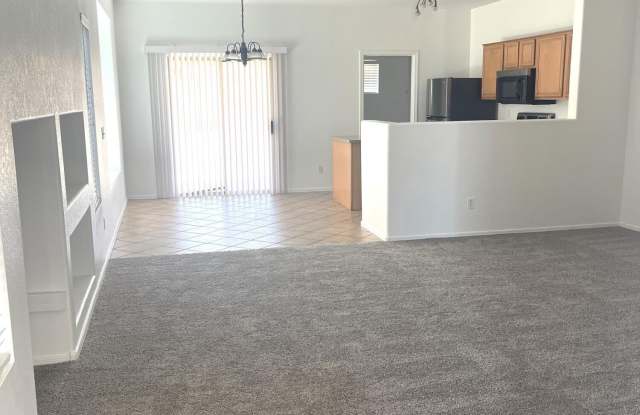 30332 N DESERT WILLOW Boulevard Gallery 4