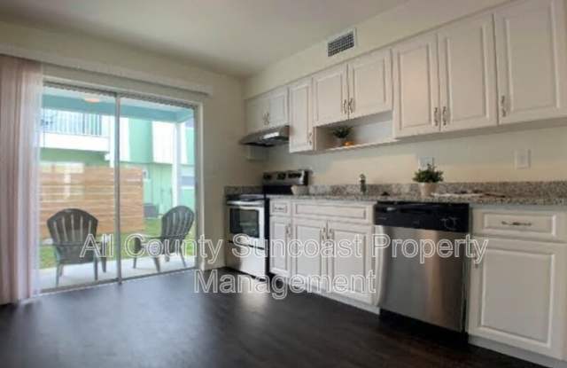 7450 35th St N #202 Gallery 3