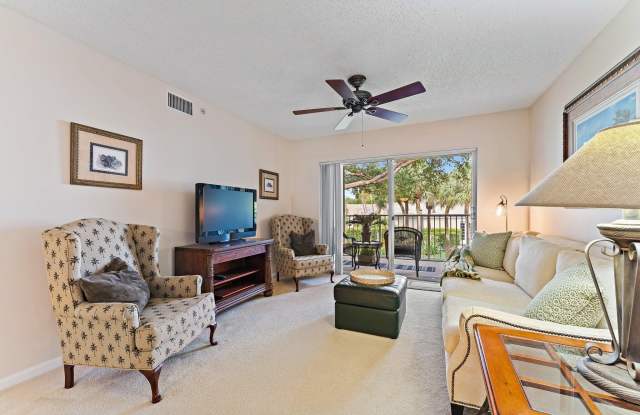 242 Village Boulevard - 242 Village Boulevard, Tequesta, FL 33469