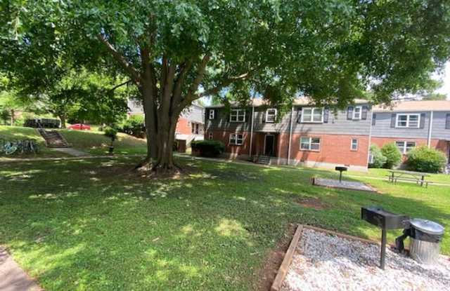 591 Seminole Avenue Northeast photos photos