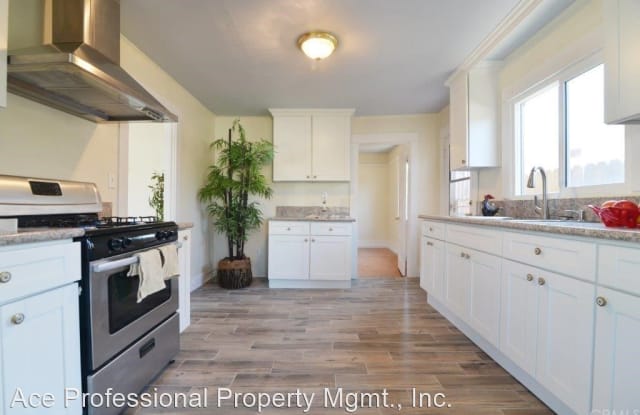 807 W. Chestnut Street - 807 West Chestnut Street, Anaheim, CA 92805