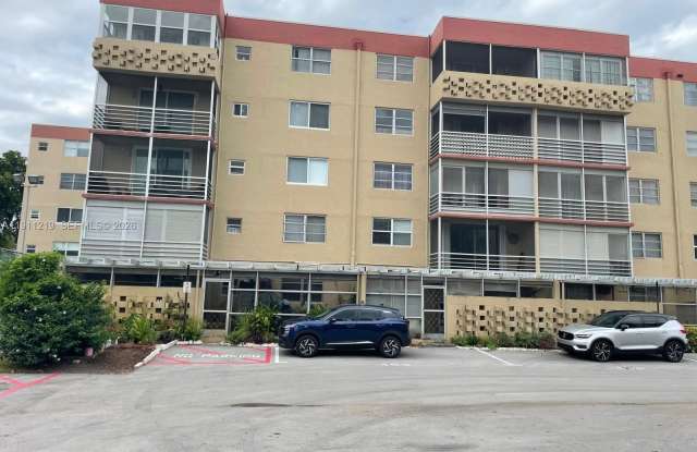 404 NW 68th Ave photos photos