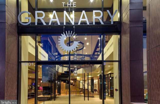 1901-39 CALLOWHILL Street unit: 911 photos photos