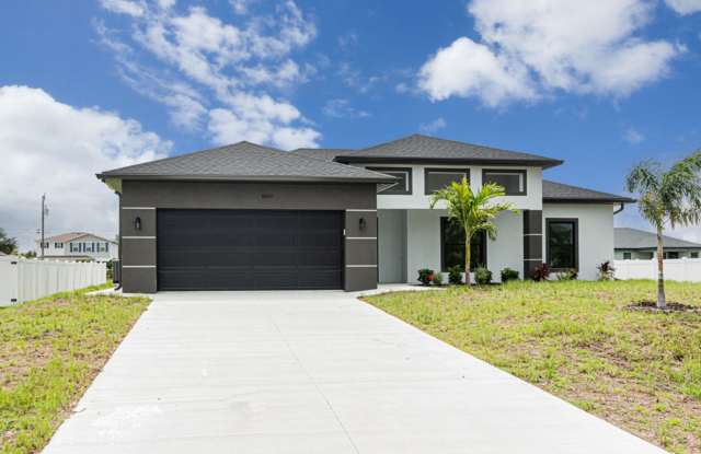 LARGE 4 BEDROOM-3 BATHROOM-2 CAR GARAGE-CAPE CORAL photos photos