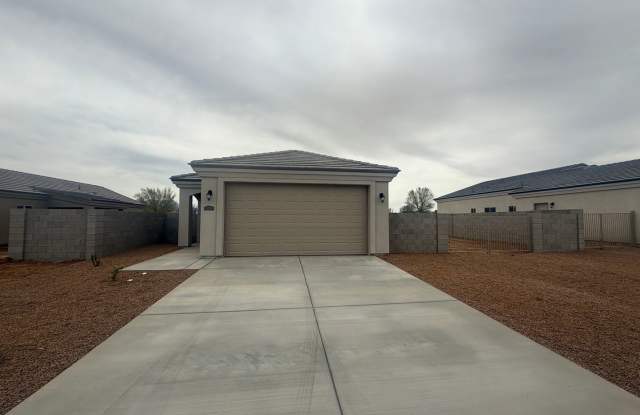 Brand New 3 Bedroom 2 Bathroom Home photos photos