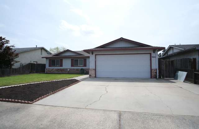 COMING SOON!! Charming 3-Bedroom Home in Turlock, CA! Gallery 3