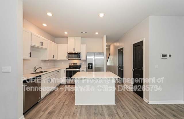 405 Augustine Dr Gallery 3