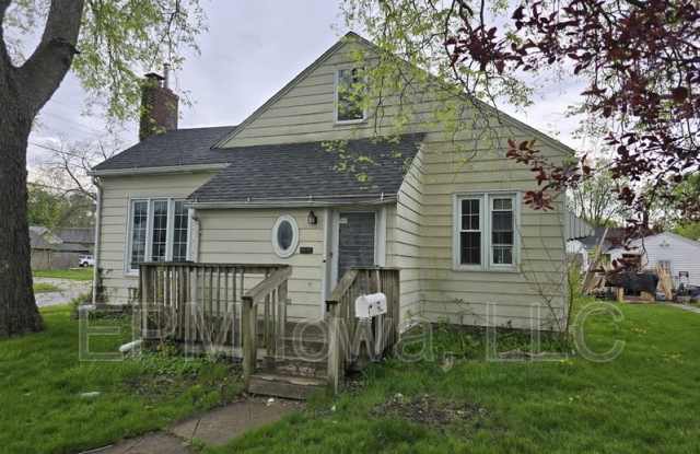 1524 Williston Avenue - 1524 Williston Avenue, Waterloo, IA 50702