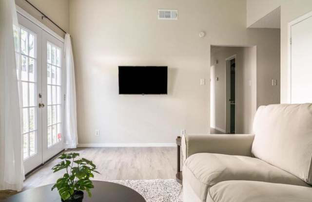 1212 Bonnie Brae Street photos photos