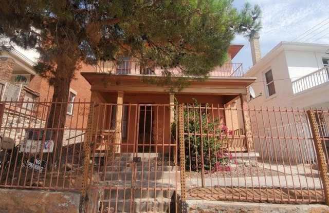211 W Rio Grande Avenue - 211 West Rio Grande Avenue, El Paso, TX 79902