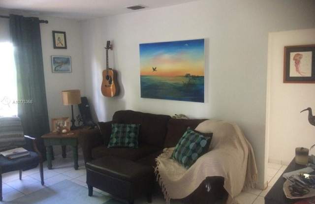 6218 SW 21 Street #6220 Gallery 2