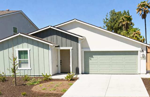 Upcoming 4 Bedroom Home In Madera, Ca! photos photos