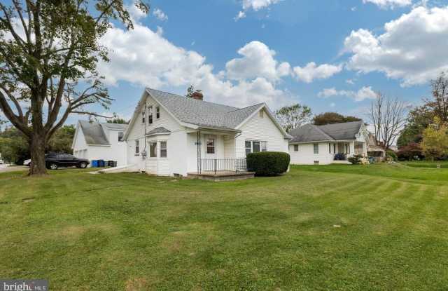1910 VALLEY Road Gallery 3