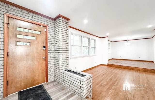 5104 Ludlow Drive Gallery 3