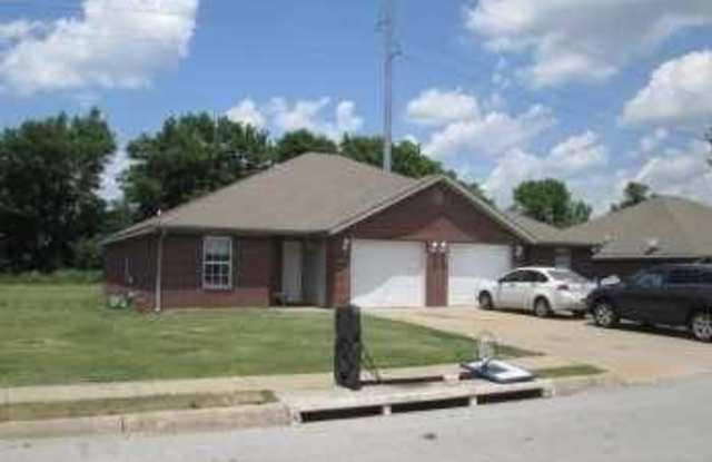 849 Meadowlands  DR photos photos